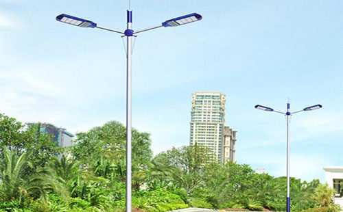 天水太阳能路灯地脚螺栓规格：防止倾倒的关键